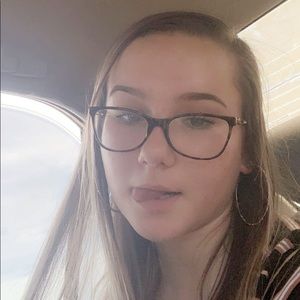 Meet your Posher, Bella